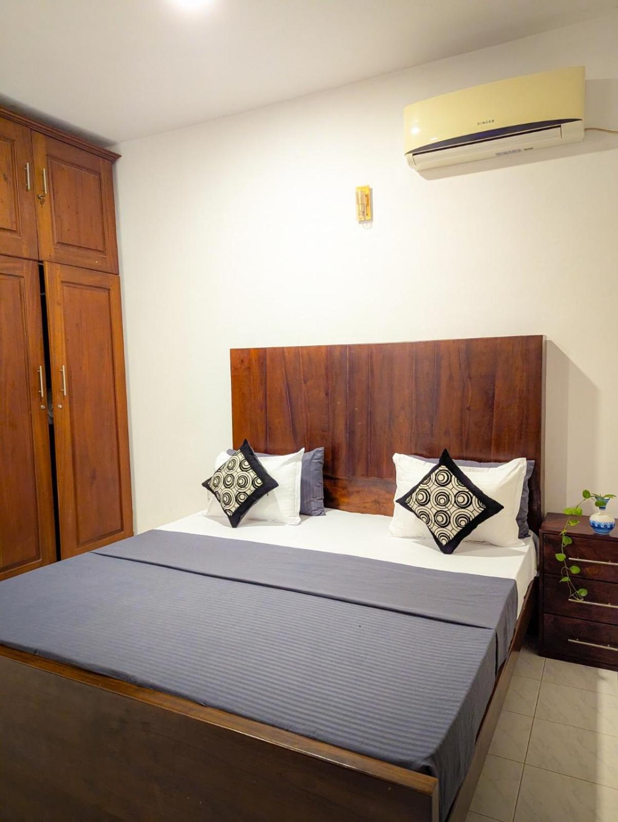 Airport Hotel By Cmb Apartments Negombo Exterior photo